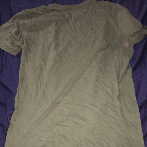 Size medium men’s t shirt - Picture 3 of 3